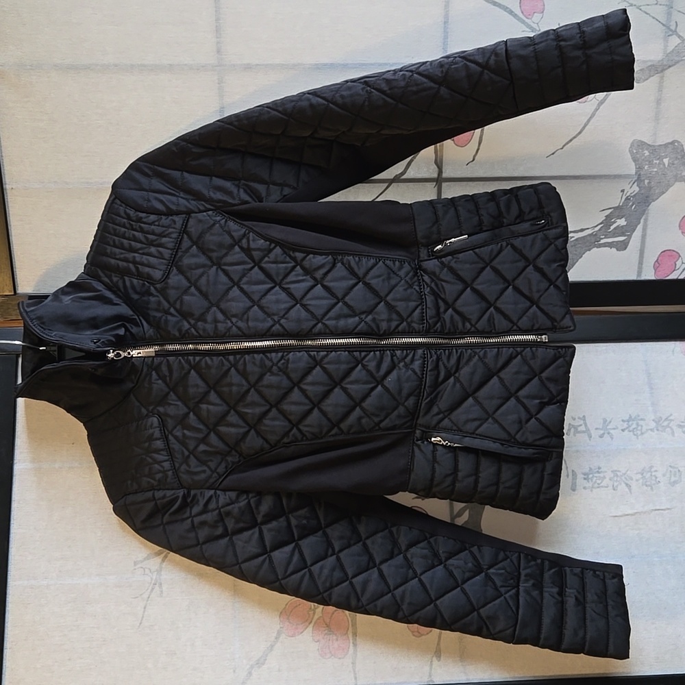 White House Black Market Diamond Quilted Women's Puffer Jacket